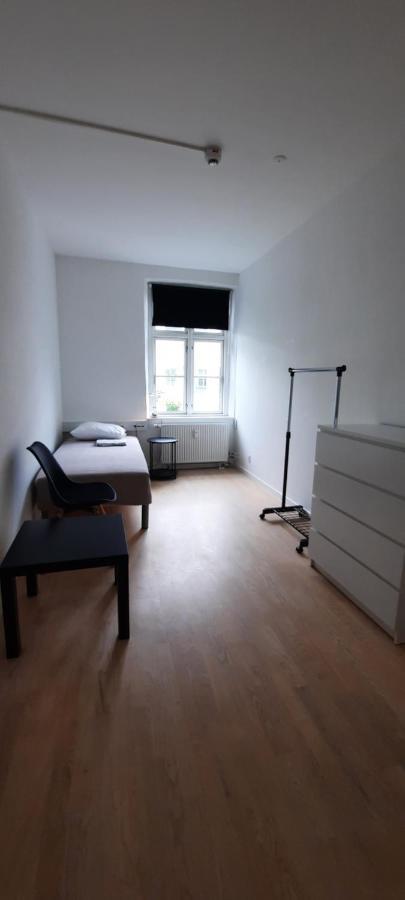 Private Room In A Shared Apartment أودنسه المظهر الخارجي الصورة